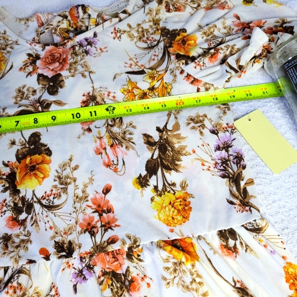 BLOUSE 👚 - Picture 7 of 8